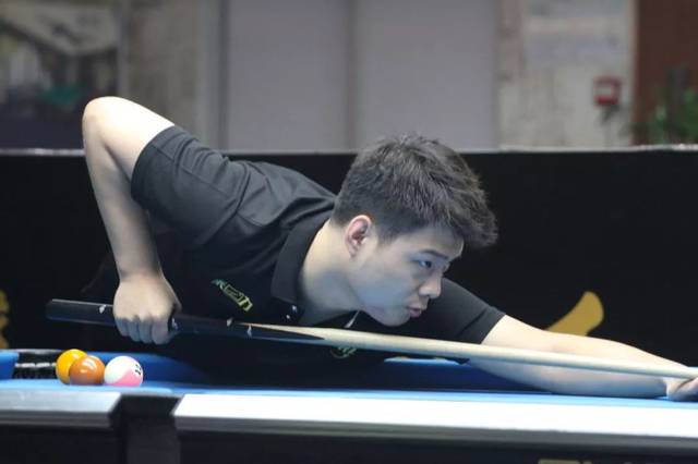 正是职业体 正是职业体