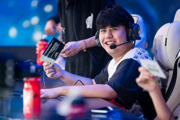 超越很多活 超越很多活